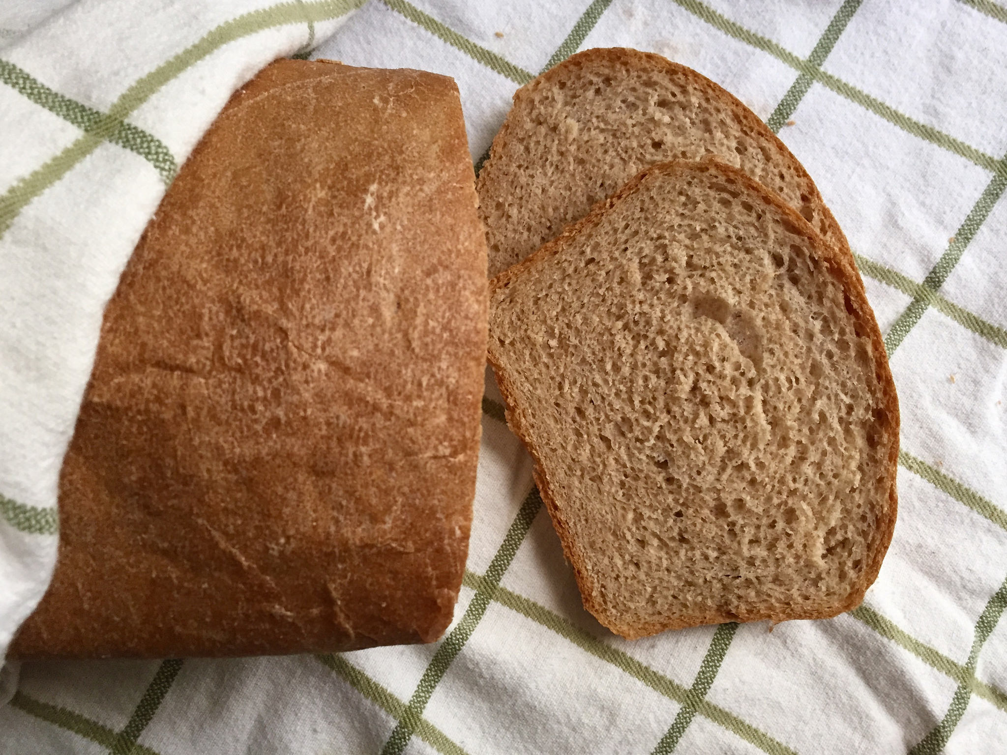 light wheat bread slices
